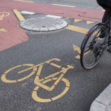 Une étude a analysé la vitesse réelle des vélos à Zurich (photo d'archives) KEYSTONE/GAETAN BALLY